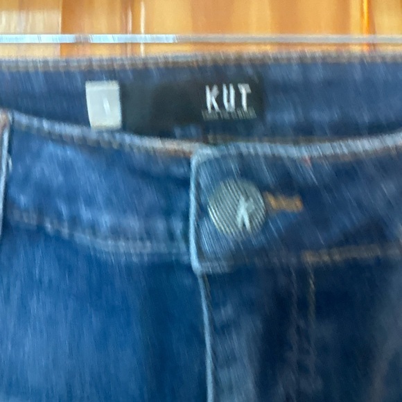 Kut from the Kloth  Size 8 Diana Fab Ab Skinny Jeans - Picture 4 of 7